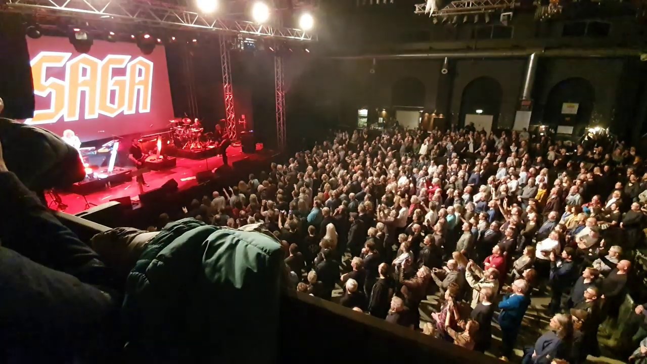 Saga - You&acute;re not alone (live excerpt - sing with the audience) 2020-3-3 - Oberhausen (HD)