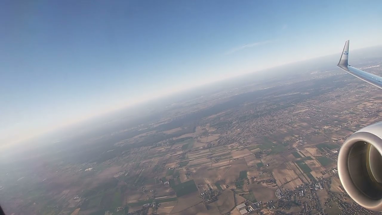 The Satisfying Roar of a KLM Boeing 737 Engine