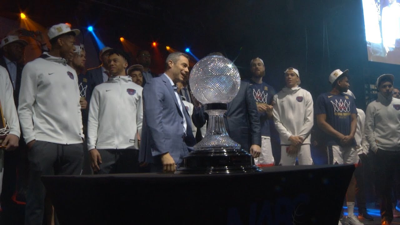MEN'S BASKETBALL-NABC Trophy Presentation