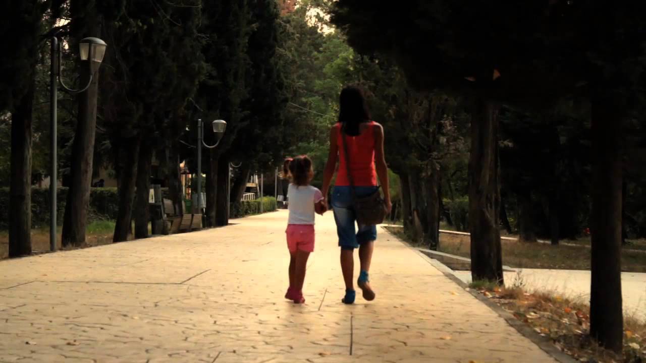 Elisa Gjerani - 25 vje&ccedil;