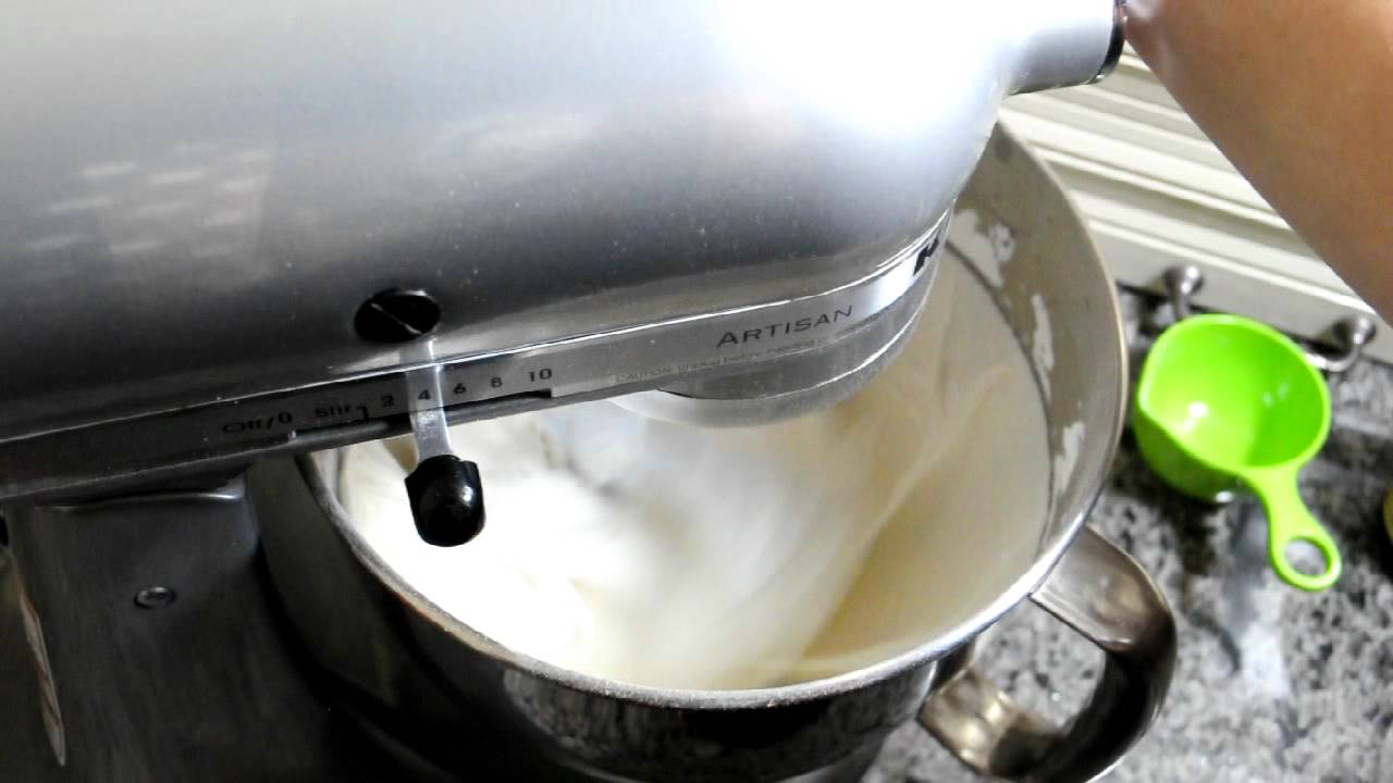 Royal Icing Tutorial and Recipe