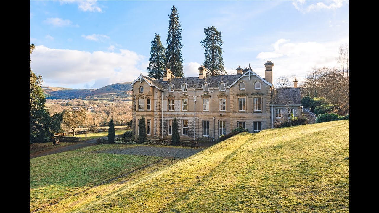 Broneirion, Llandinam, Powys, Wales, SY17 5DE