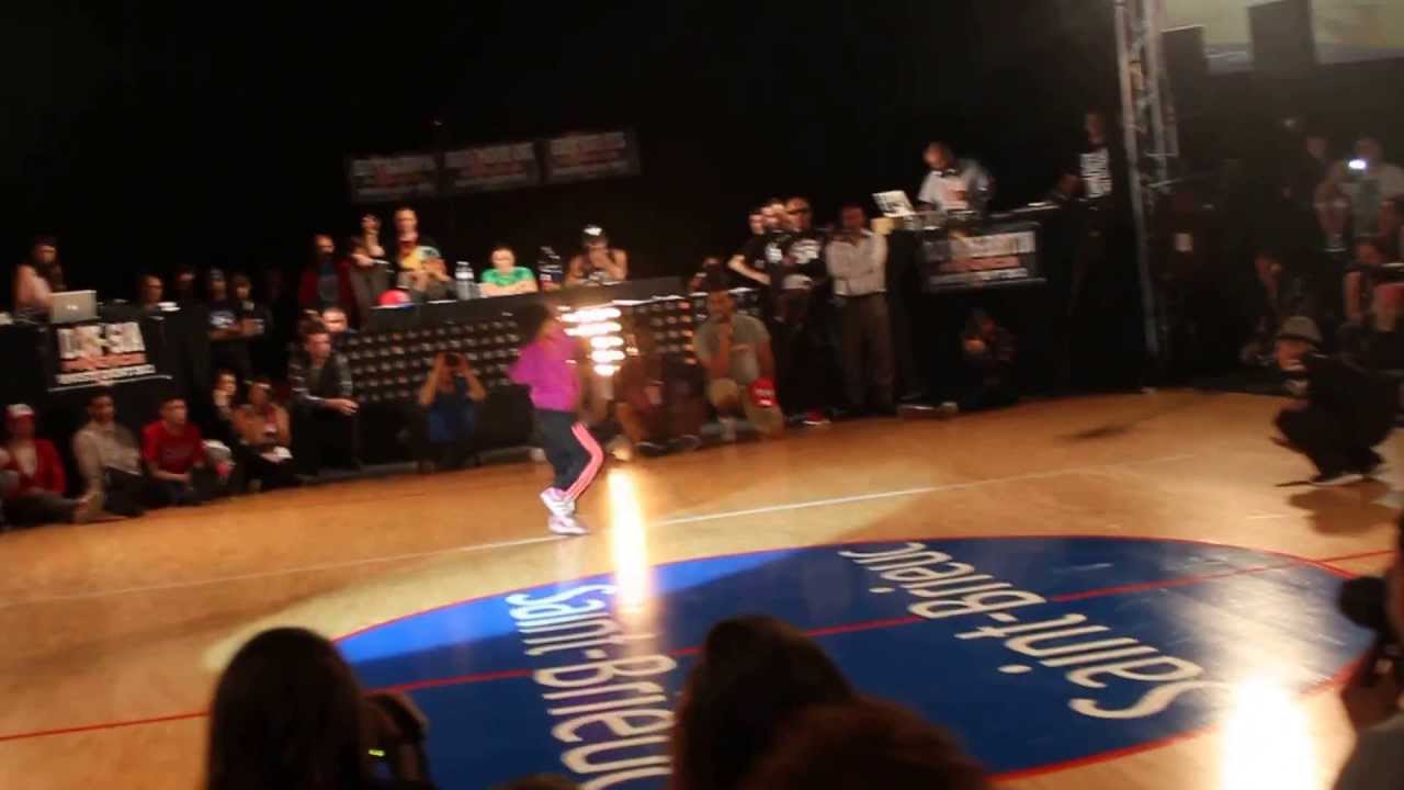 Unvsti Baby Battle 2013 Final B-Girl Terra vs B-Boy Shigexkik