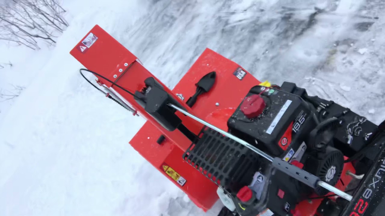Ariens DeLuxe 28 Rapid Track in the north of Norway