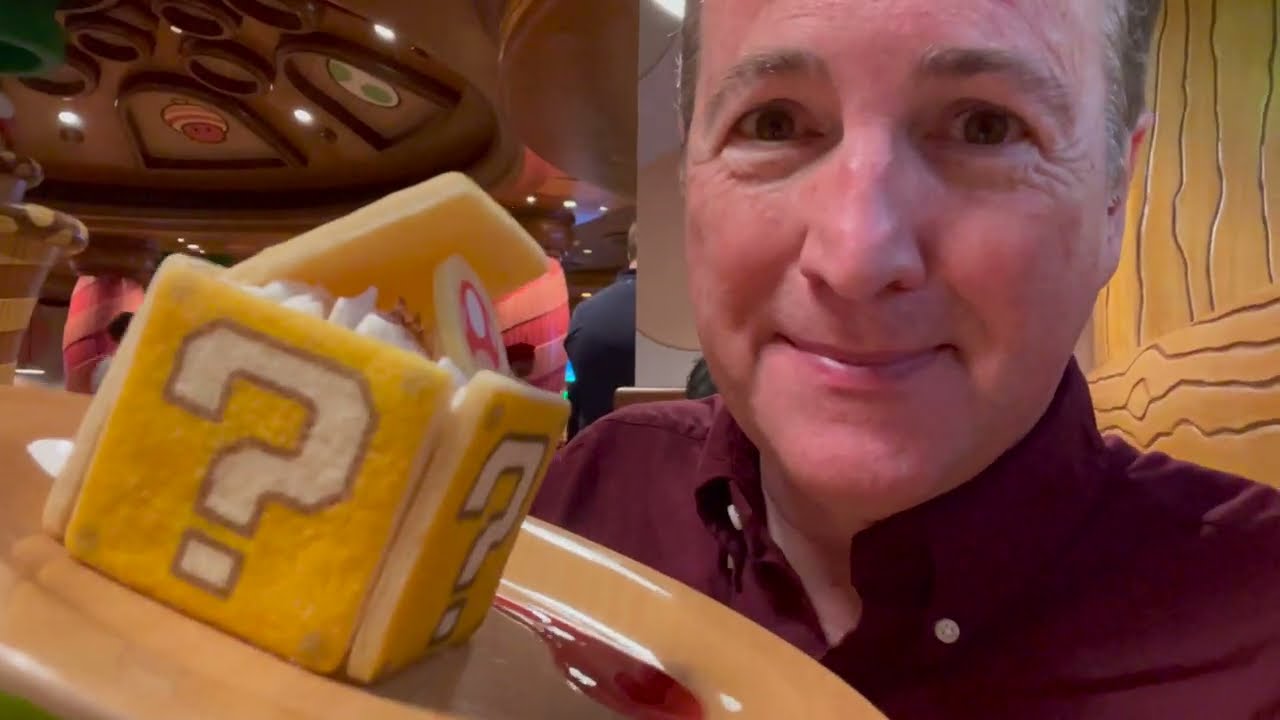 Toadstool Cafe at Super Nintendo World
