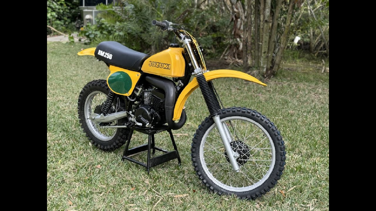 1978 5 SUZUKI RM250 C 2 RESTORATION