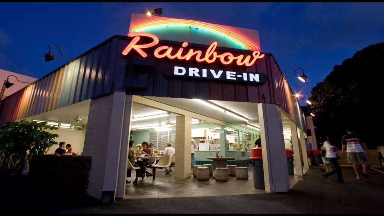 Guy Fieri shares Rainbow Drive In's World famous brown gravy and hamburger Chili recipe on DDD