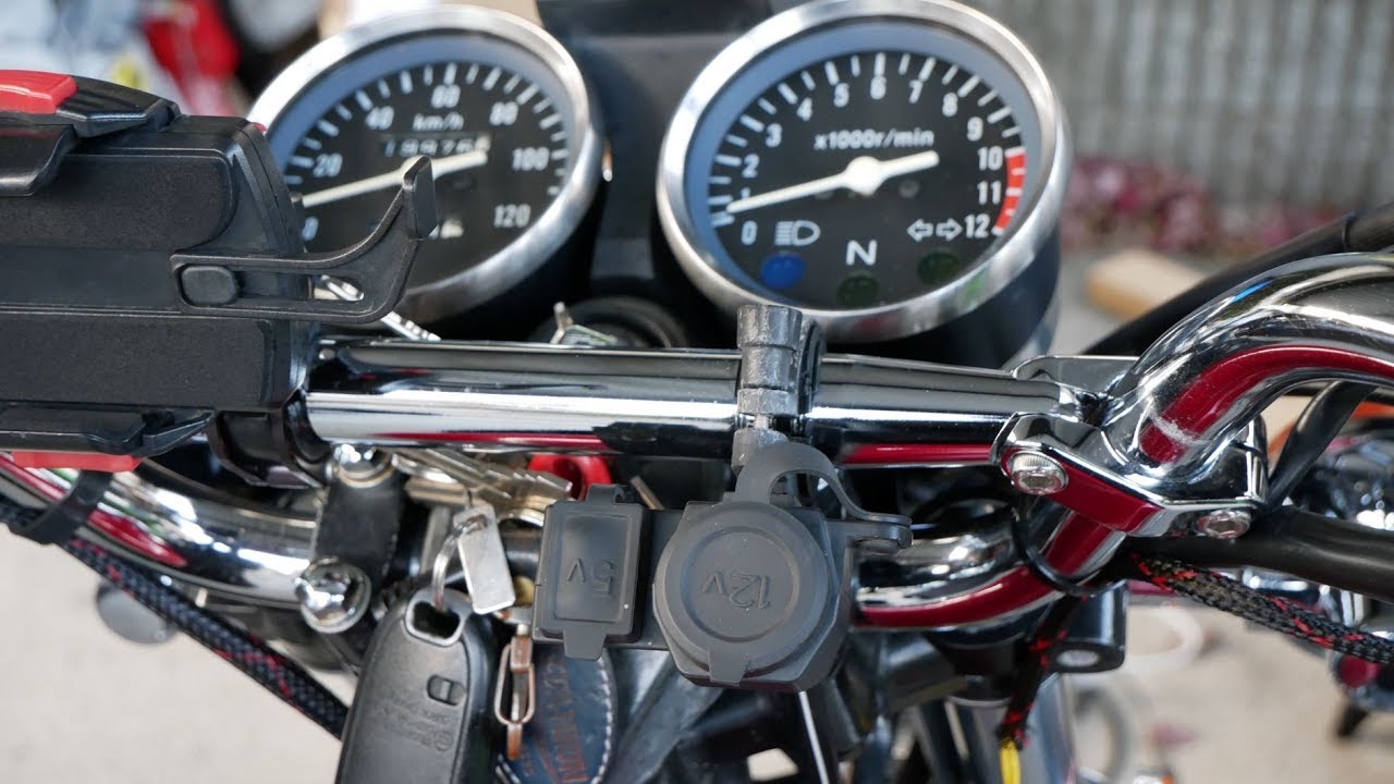 Как легко установить USB-блок питания на GN125 (EN125 и т. д.) [GN125H @ SUZUKI] *Полная видеоинс...
