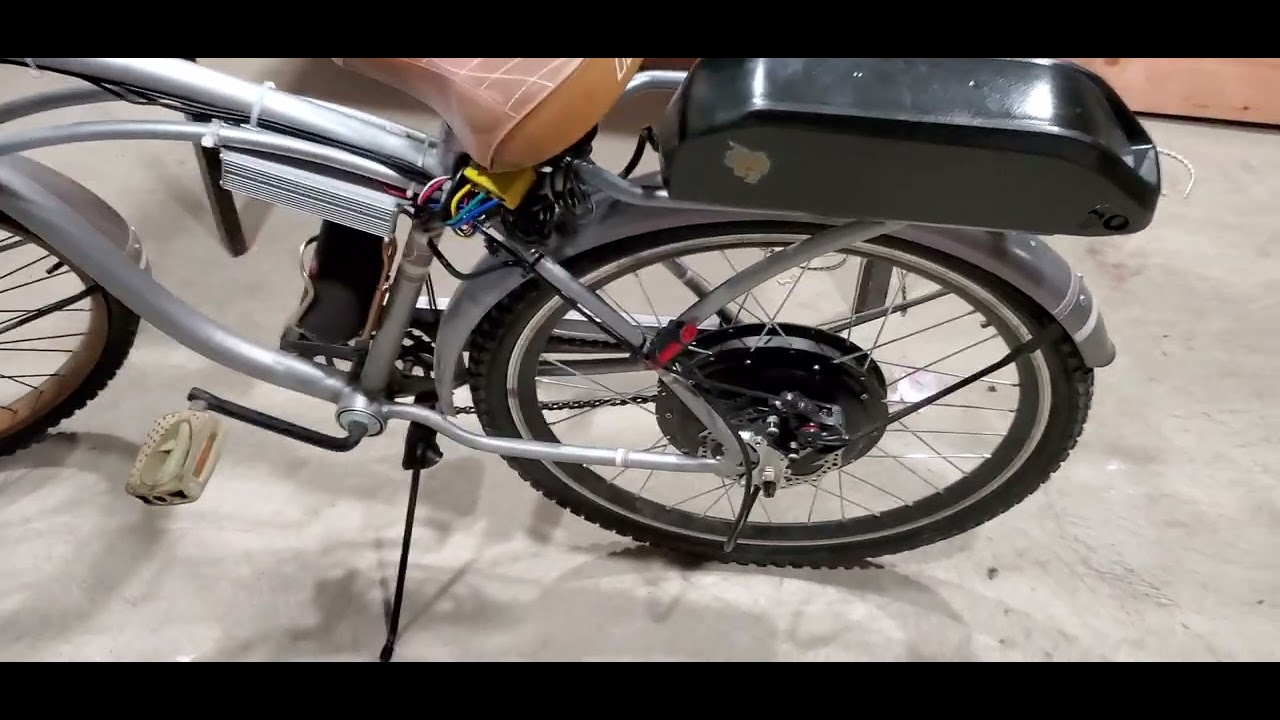 My E-bike conversion kit from PEXMOR 1200W 48V on a Huffy Nassau Beach Cruiser with Disc Brakes.