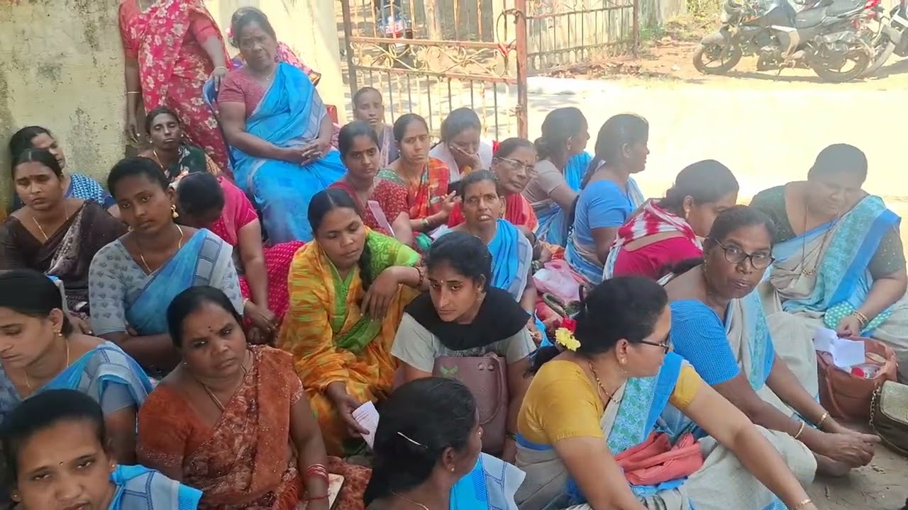 ఈరోజు సఖినేటిపల్లి లో సార్వత్రిక సమ్మె లో అసంఘటిత కార్మిక వర్గాలను నుంచి ఉద్దేశించి మాట్లాడుతూ......