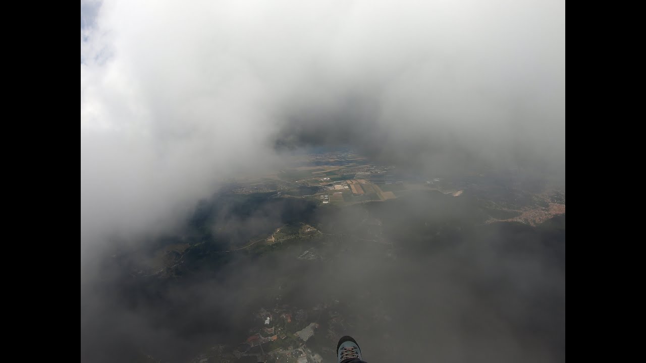 Paragliding / Parapanta Postavaru North to Poiana Brasov - in the cloud