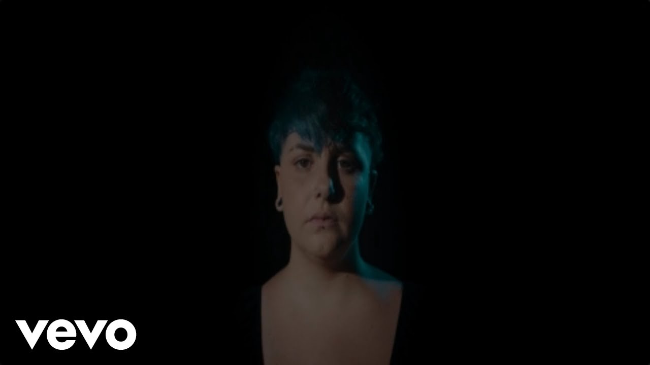 Marina Jade - turn the lights off