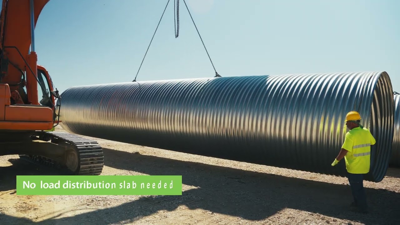 Storage tank made of corrugated steel pipe