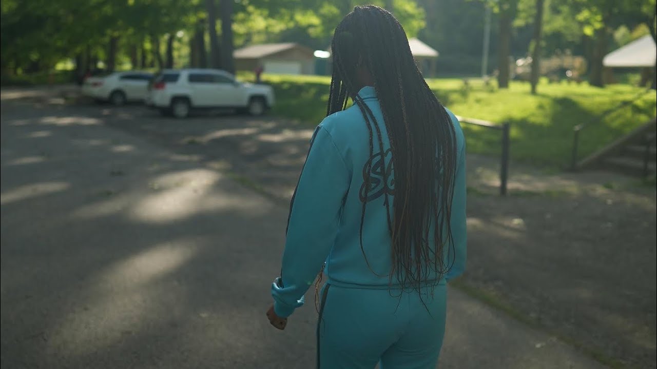 SharDa- Mind Racing (Official Music Video)