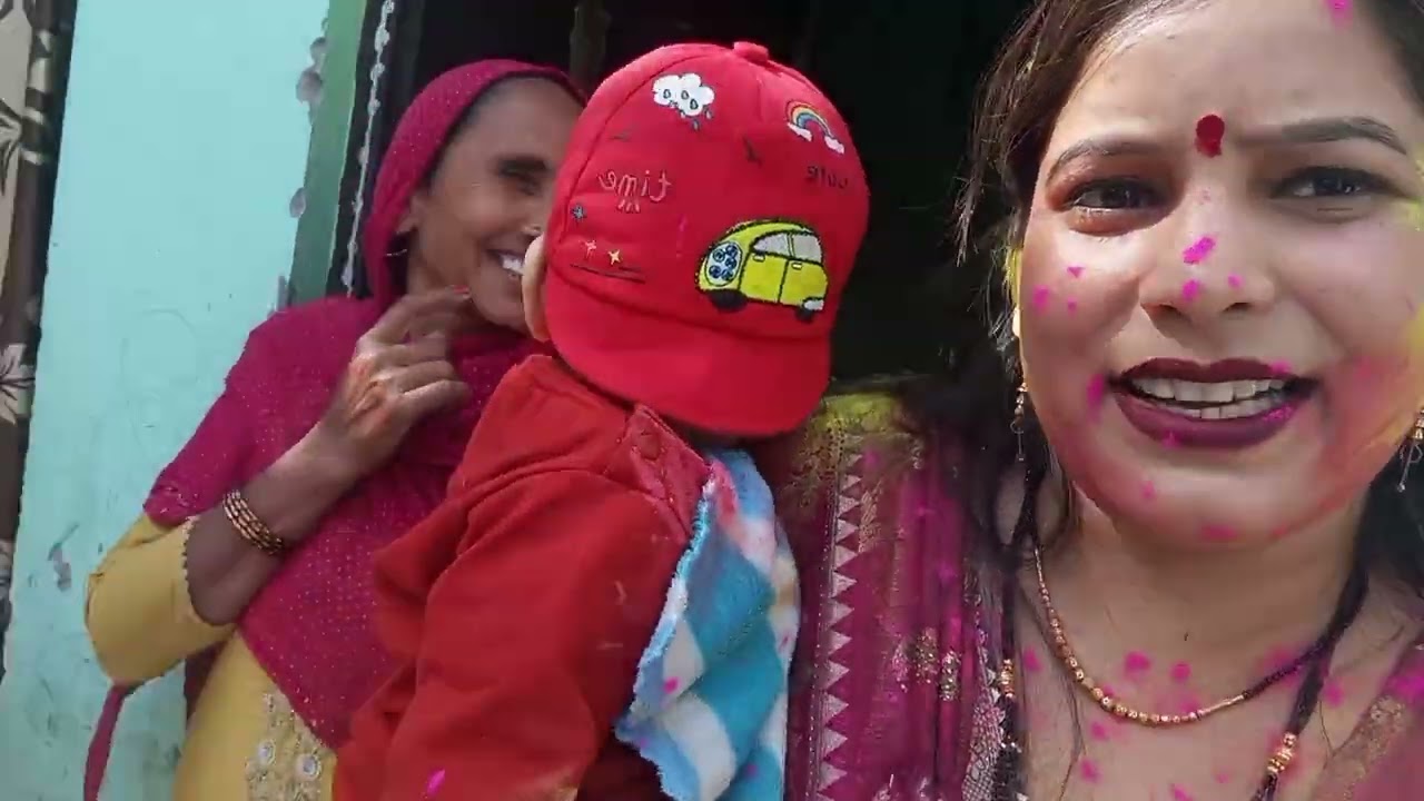 Jiju ke saat Holi kheli bhabhi har ne #happyholidays #jijusali #bestmoments #lovelystatus 