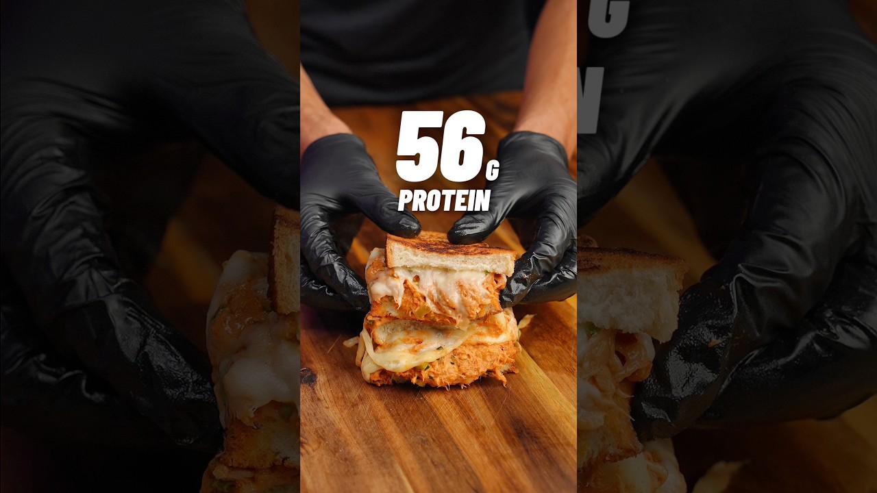 The TASTIEST High Protein Tuna Melt!🔥🌶️🧀🐟 56g of protein, ONLY 593 calories!