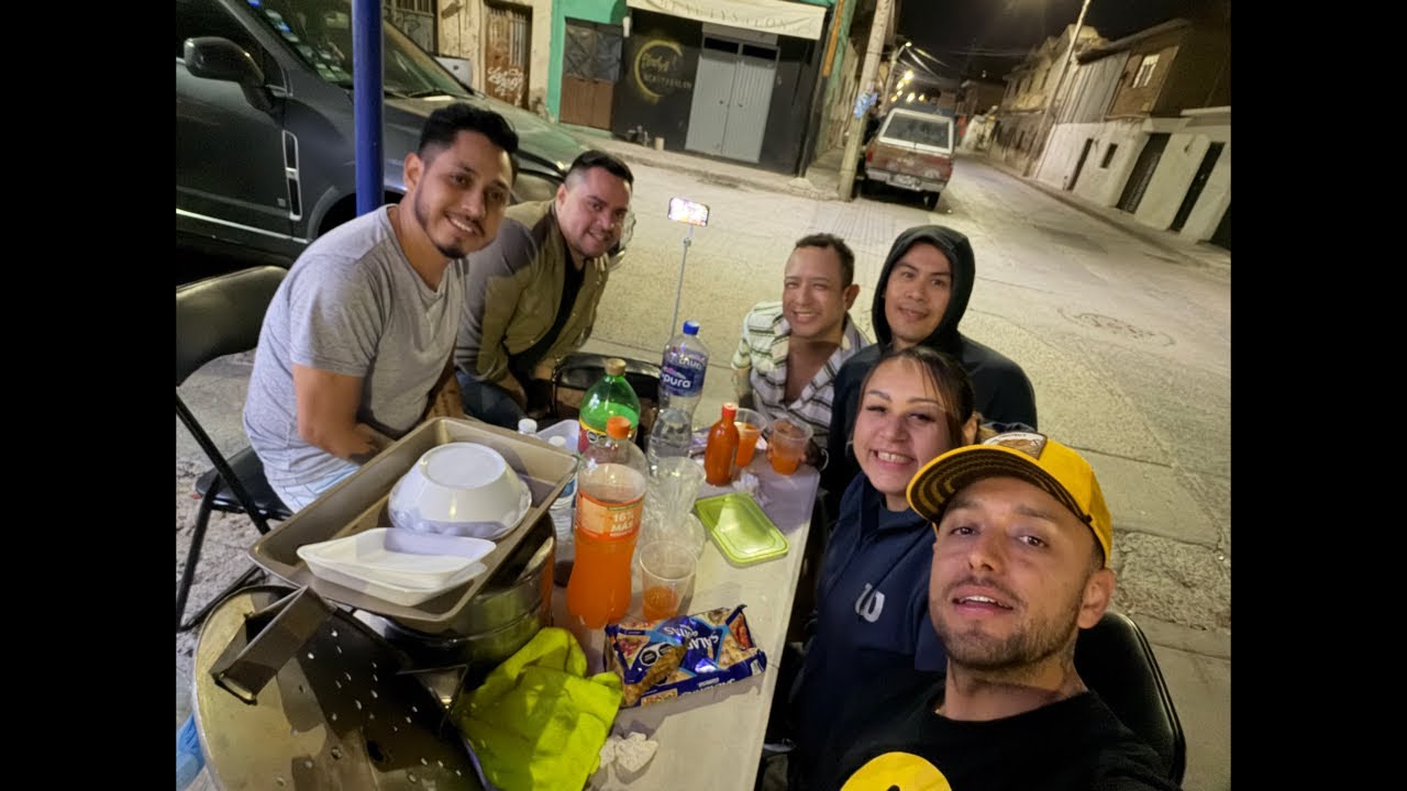 Noche con el clan