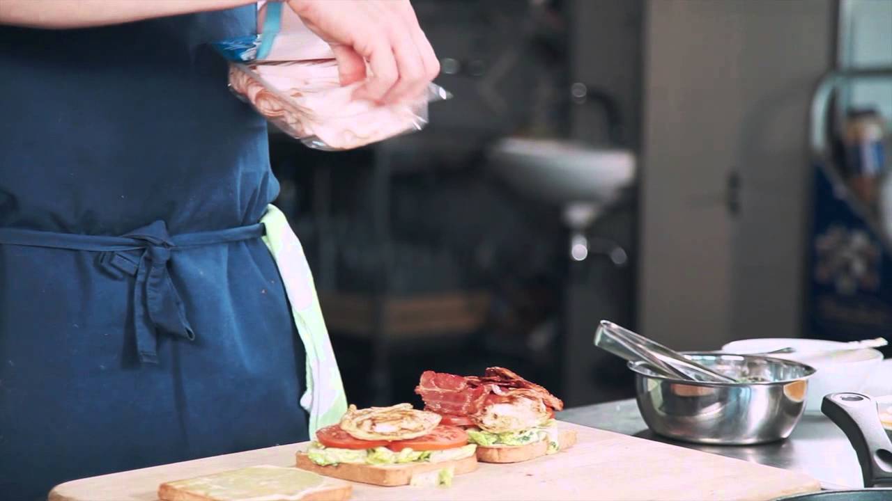 HK Lihakoulu - Club Sandwich