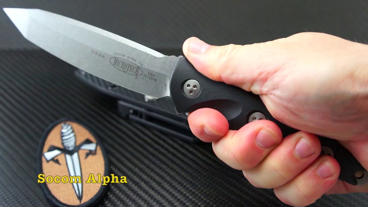 Compare:  Microtech Knives Socom Alpha Mini vs Socom Alpha Full Size