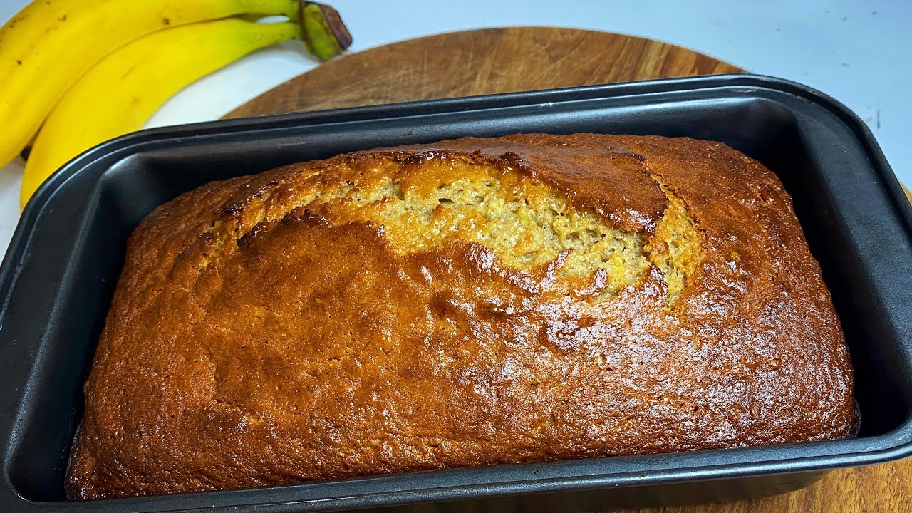 Banana Bread 🍌Super Moist! No mixer needed. Sweet Bread