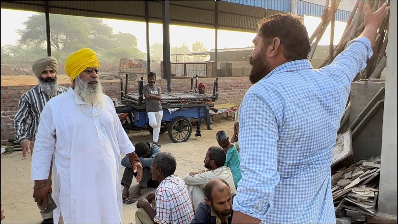 ਗਊਸ਼ਾਲਾ ਚ 7ਬੰਦੇ 2 ਮਾਂਵਾ ਤੋਂ ਗੁਲਾਮ ਬਣਾਕੇ 300ਗਾਂ ਦਾ ਗੋਹਾ ਚੁਕਾਇਆ ਜਾ ਰਿਹਾ ਸੀ ( ਪਿੰਡ ਬੁਲਾਡੇਵਾਲਾ ਬਠਿੰਡਾ )