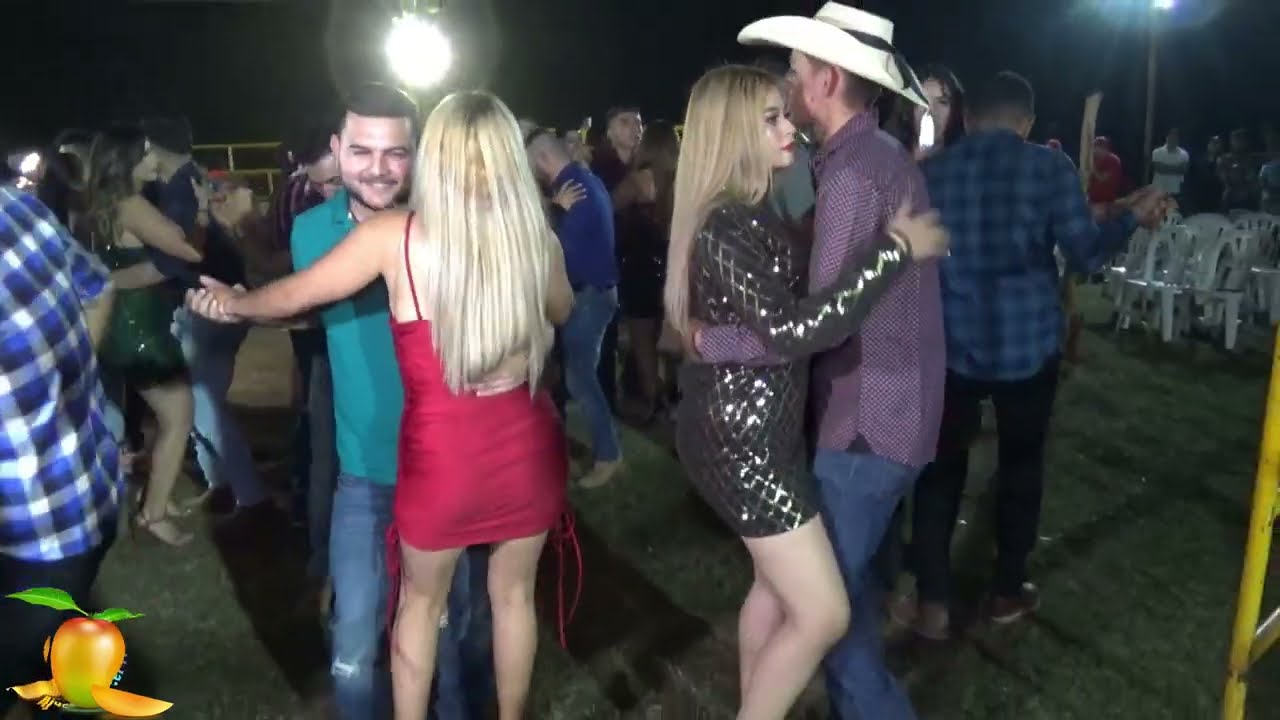 Quien jala pal RANCHO ?-- Que hermosas mujeres bailando ranchero|Ajuchitlan del Progreso