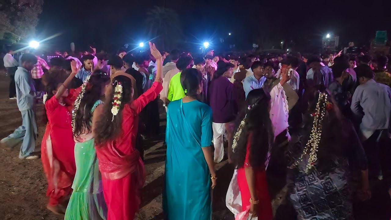 खुबाले गावातील लग्नातिल डान्स वेडीओ 😍 Vedant Dj Musical MH 🔥 Radhu Bhai Aadiwasi 