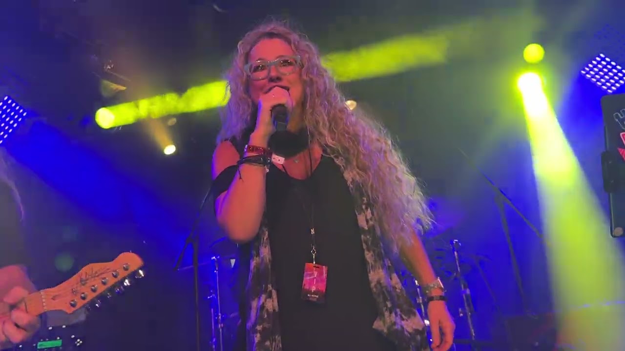 Jen Taylor Warren performs Judas Priest “You Got Another Thing Comin”with her friends at the Whisky