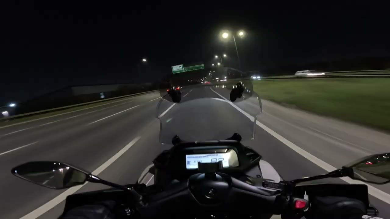 Yamaha tricity 300cc on motorway