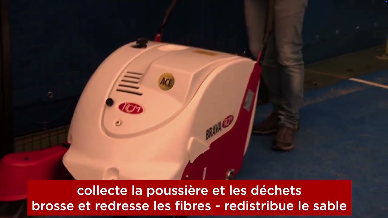 RCM Brava Ace : La balayeuse idéale pour l’entretien professionnel des terrains en gazon synthétique