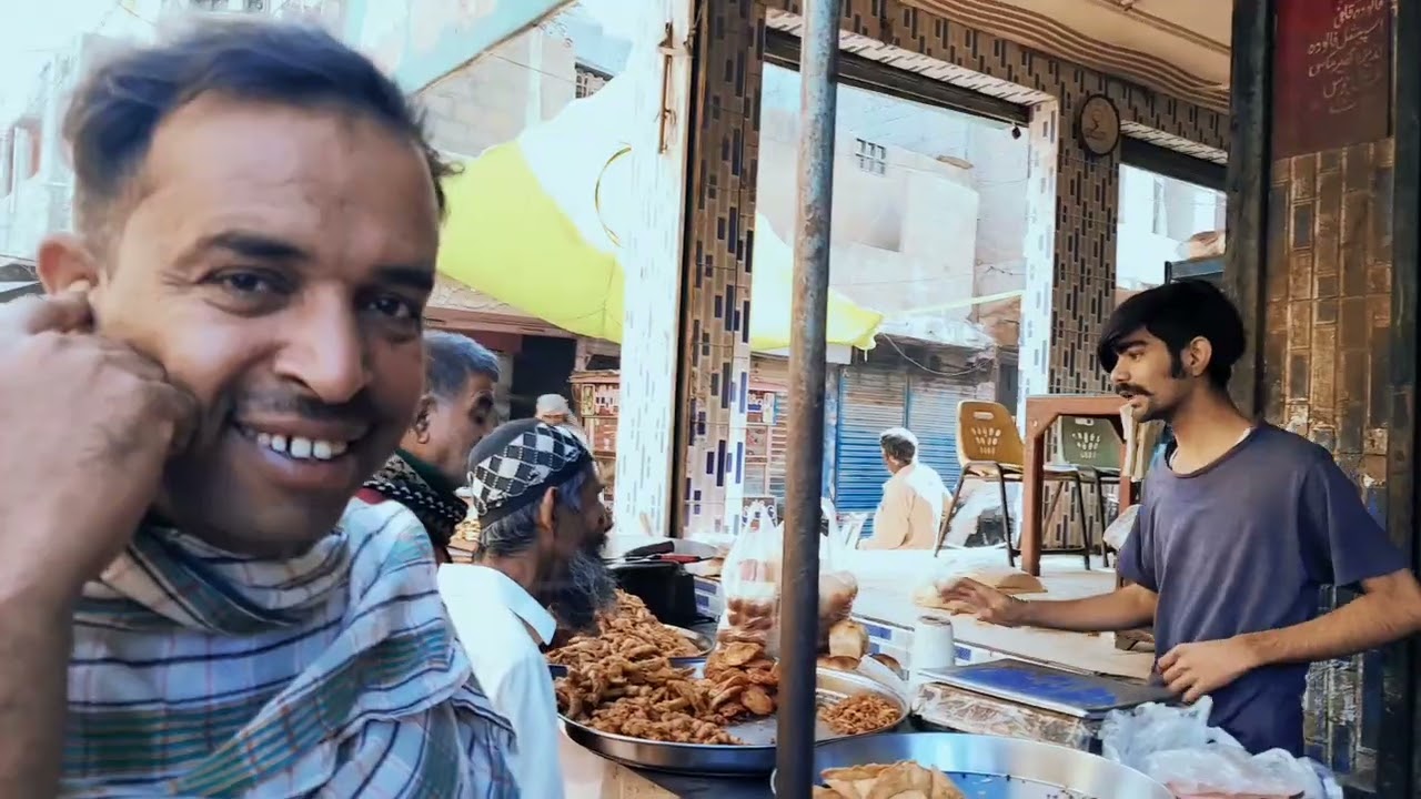 Haleem bhai and his shopping 😂 #vilagevlog #baloch