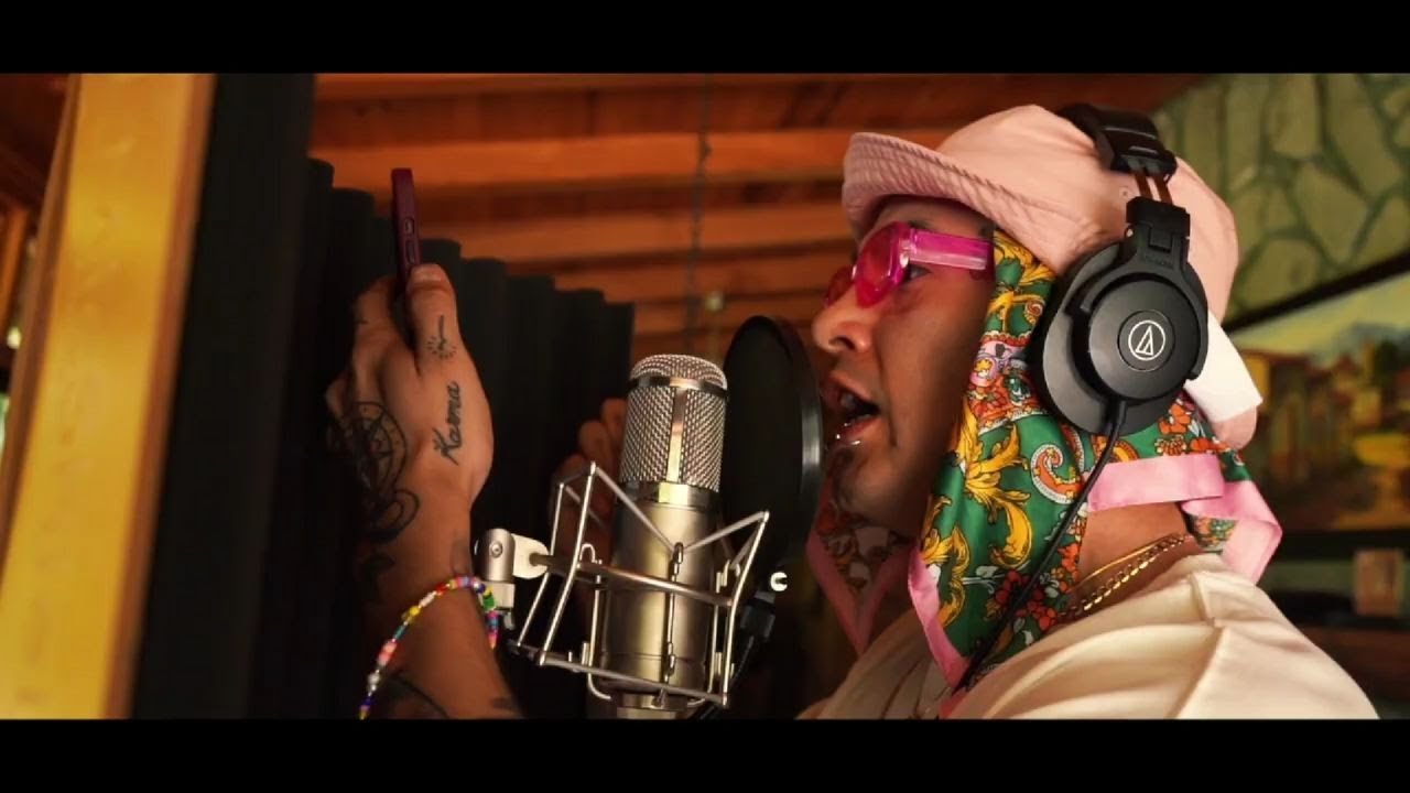 Charles Ans x BCN | 50 Porros, 5 Pelis y 1 Tele Philips (Video Oficial)