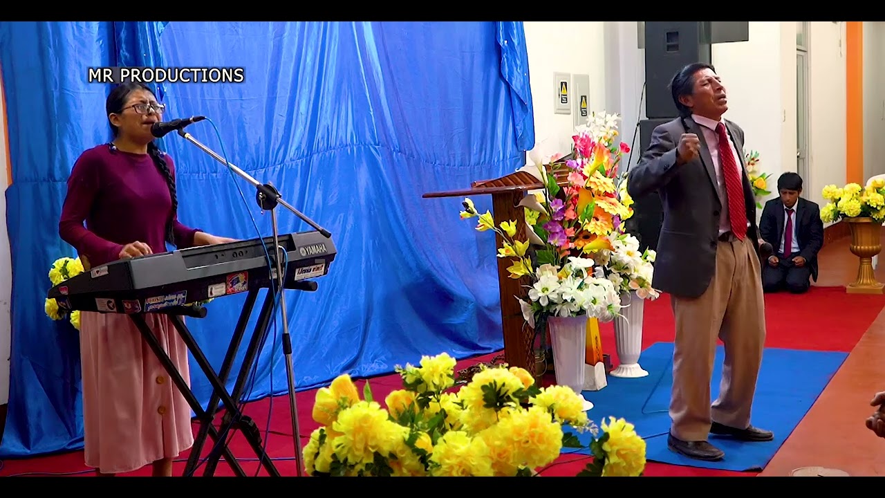 AYUDAME PADRE! / HERMOSA ADORACION / LILI CAMPOS EN VIVO