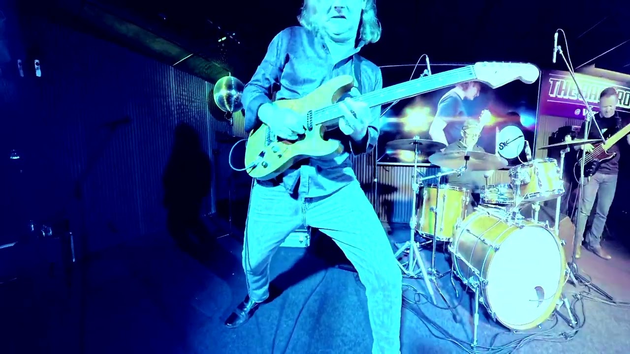 Simon Kinny-Lewis Band “ Live At The Backroom “  performing “ Oil Changing Man “