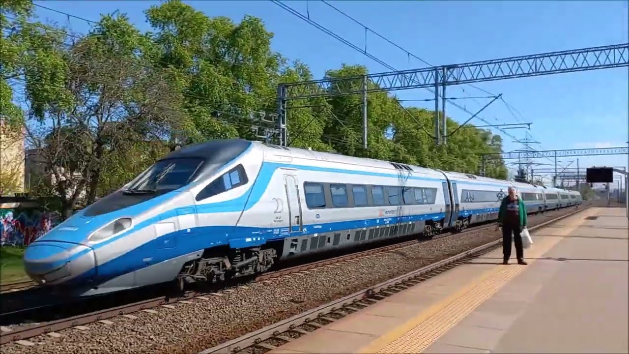 PKP IC EIP Pendolino Trains in Warsaw (APR'22)