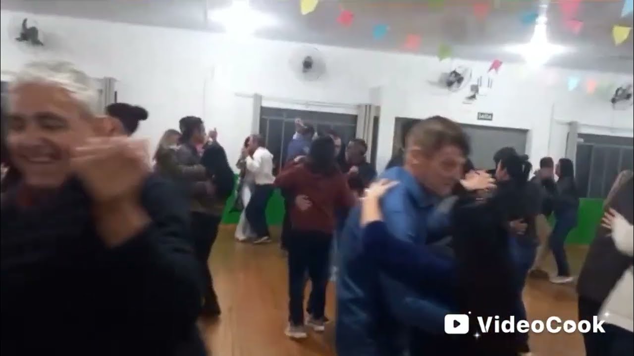 Baile com o Musical Comando Real em Chopinzinho Paraná