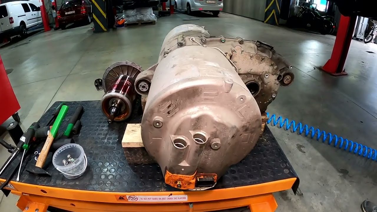 Как ЗАремонтировать электромобиль до смерти. Tesla BASE motor (Mercedes B-class ED, Toyota RAV4 ED)