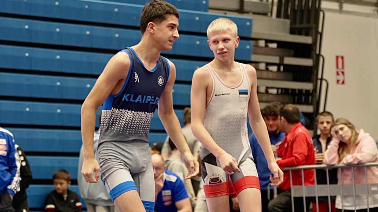 U15 Heigo Heinsaar (EST) vs Kirill Klopov (LTU) 52kg. Greco-roman boys youth wrestling. B-cam-man