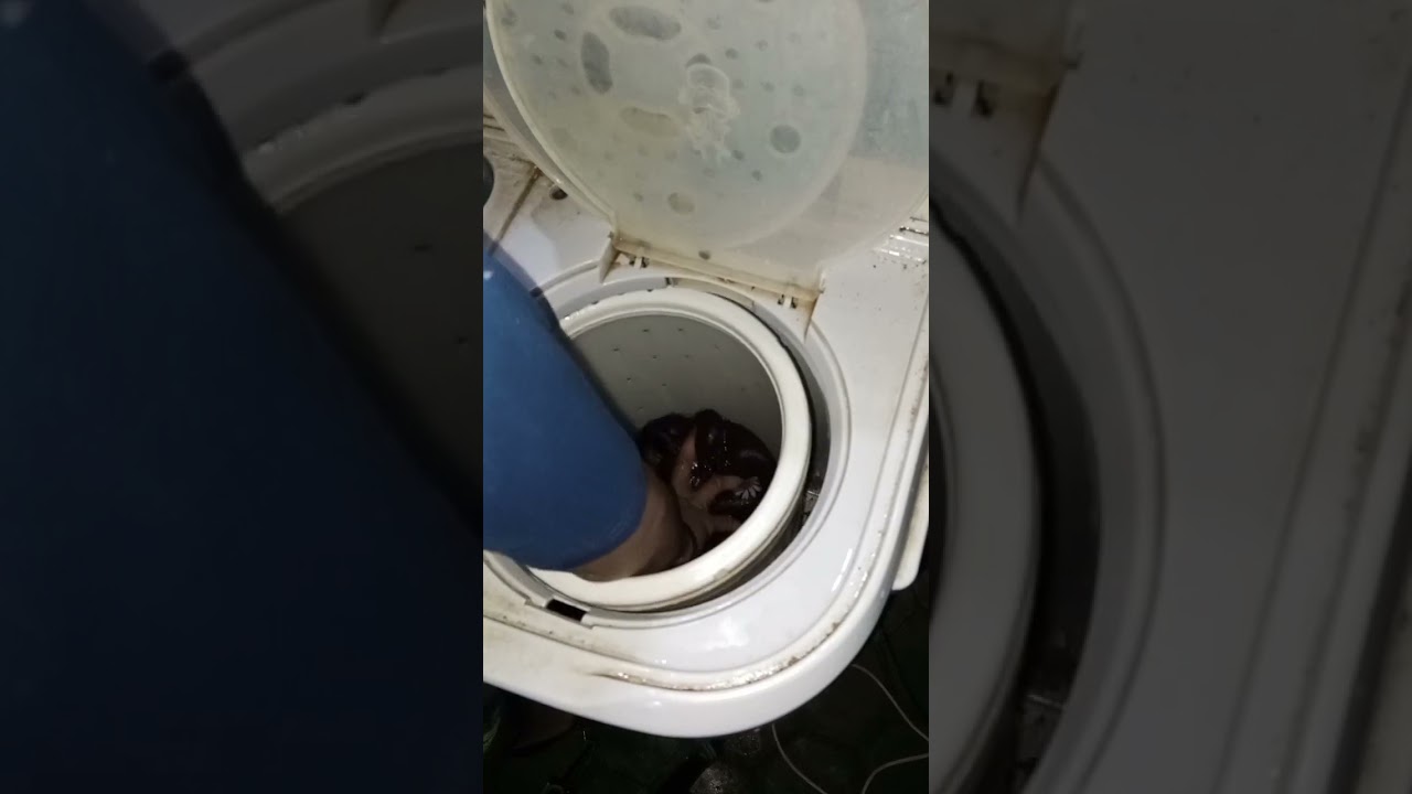 Penyebab mesin pengering pakaian bunyi jedug-jedug