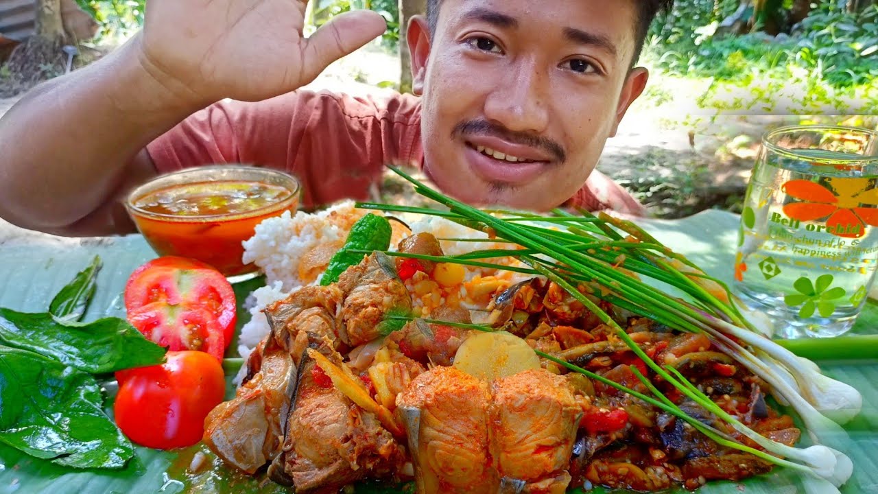 Eating healthy local food || organic food || Northeast India.