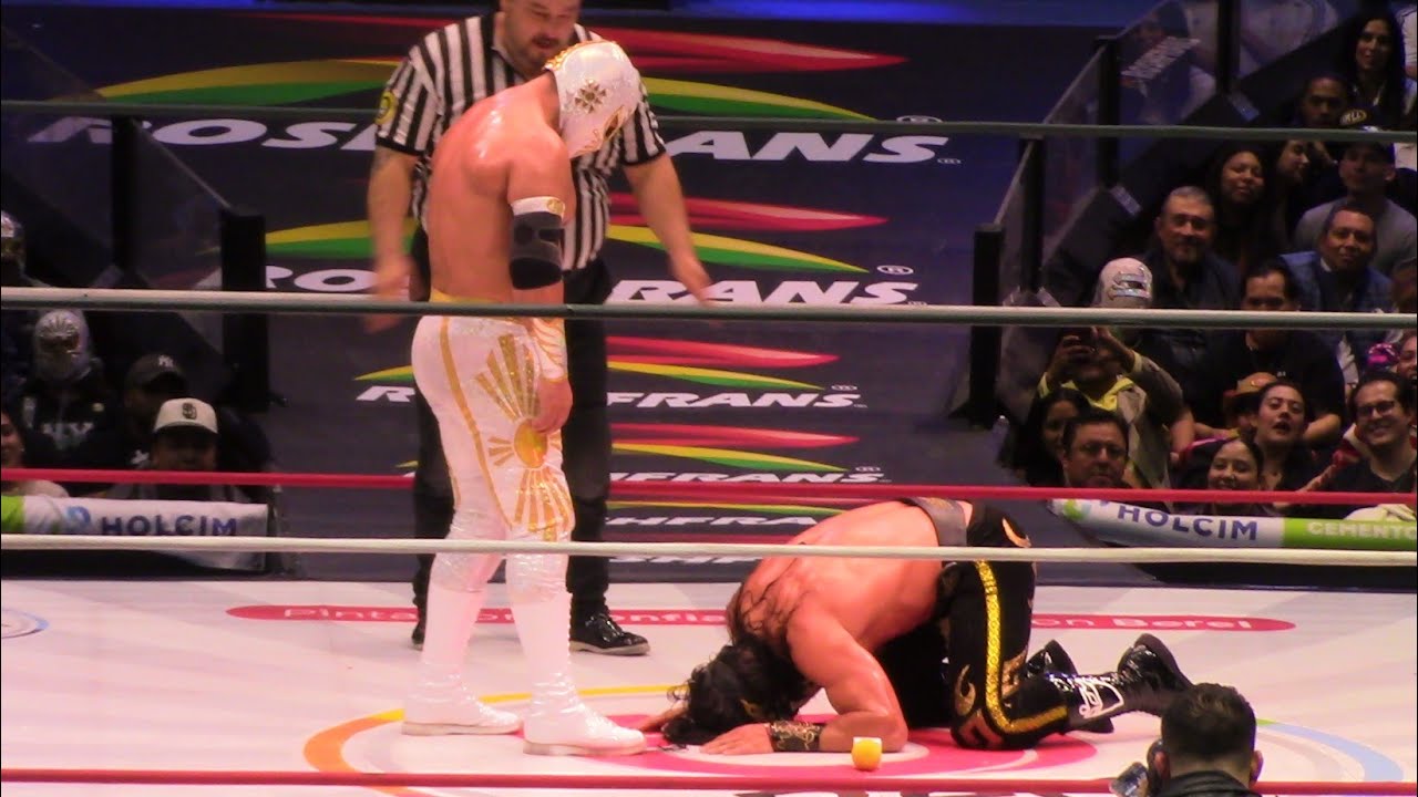 Bandido SE ARRODILLA, llora de alegría y dedica PALABRAS a Místico en la Arena México