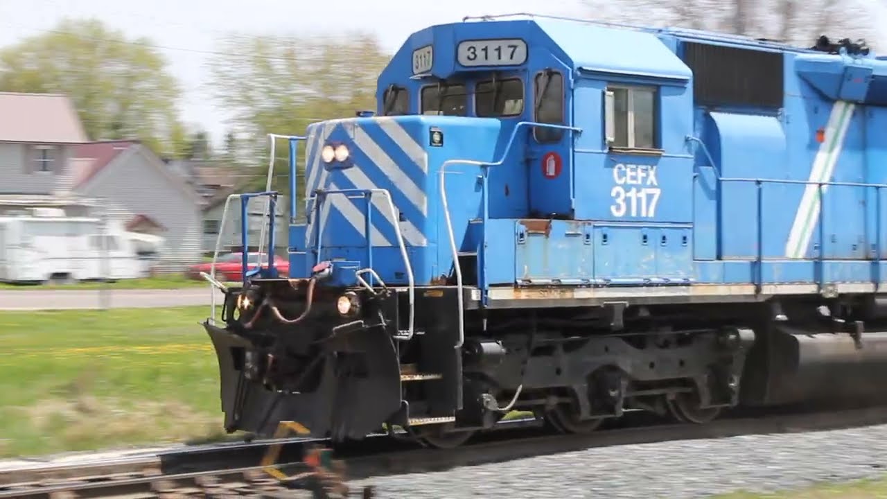 Wisconsin Northern Railroad WNR CEFX 3117 SD40M-2 New Auburn WI Wife Filmed this LOL