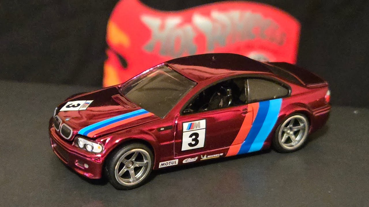 Opening Hot Wheels 2006 BMW M3 in red RLC E46