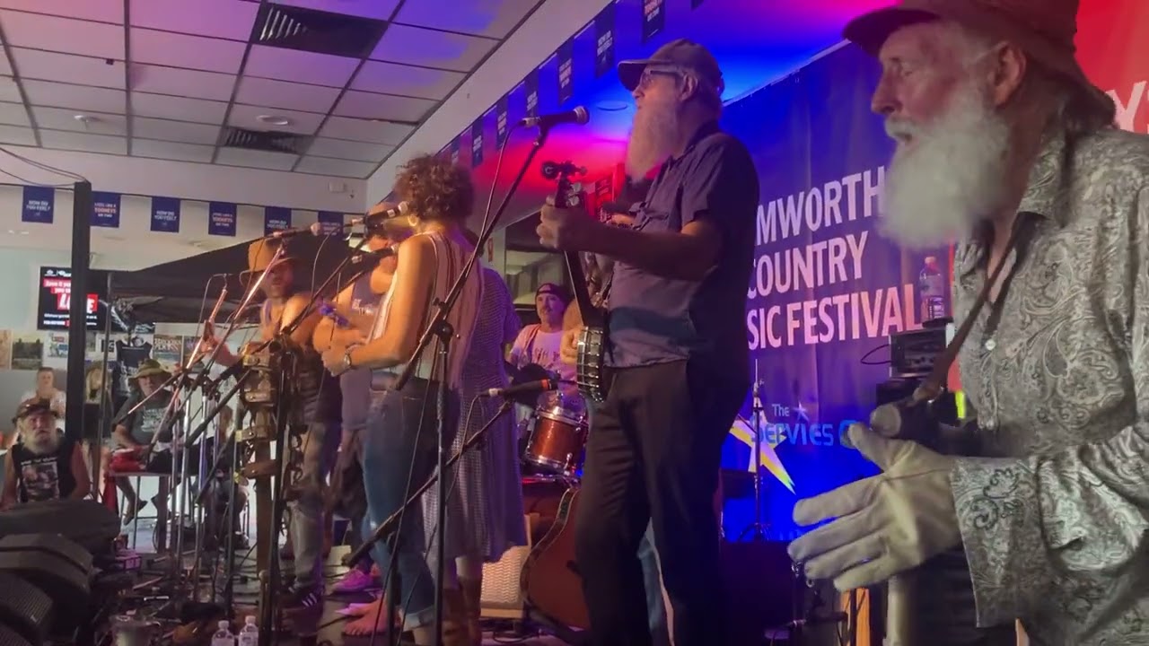 UncleBobsJugBand @TwoDucksDoingtheBlues 