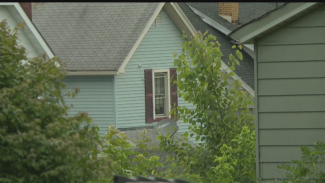 Youngstown police say guns, drugs found in home of shooting victim