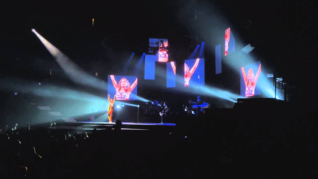Rihanna - What Now, Diamonds World Tour, Prudential Center, Newark, NJ 4/28/13