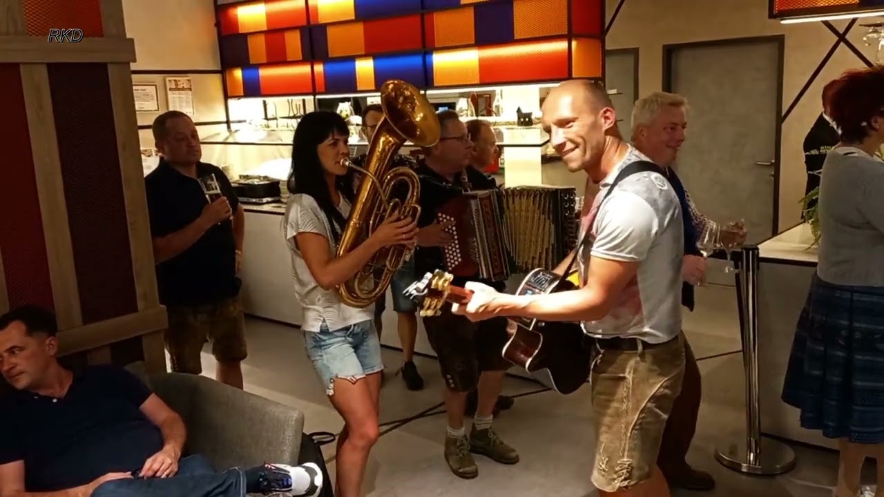 Die Mugl,s mit Musiker Kollegen  Wien 2023