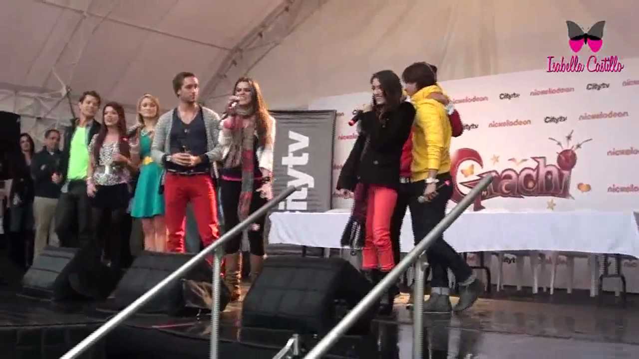 Isabella Castillo y los chicos de Grachi en Colombia 06