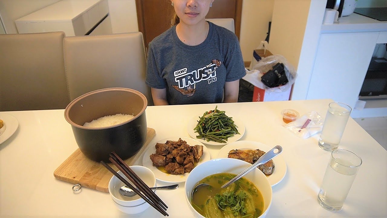 Ngày này vợ tương lai của mình nấu cơm cho mình ăn