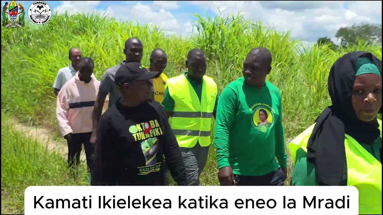 KAMATI YA SIASA TUNDURU YAKAGUA MRADI WA SKIMU KUBWA YA UMWAGILIAJI NAMBARAPI.